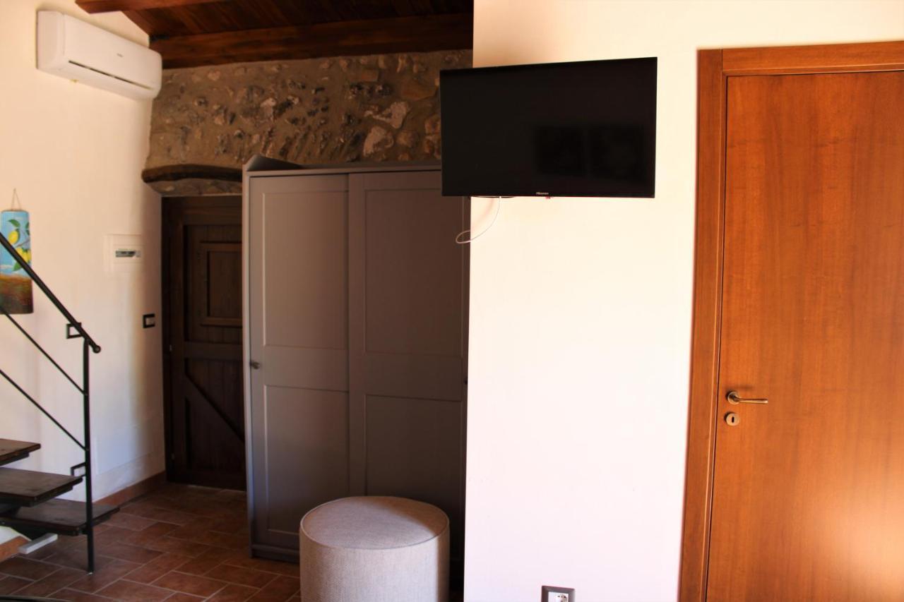 Roba Albanisi Hotel Aragona Kültér fotó