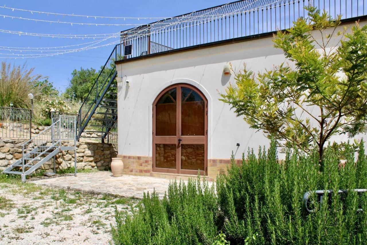 Roba Albanisi Hotel Aragona Kültér fotó