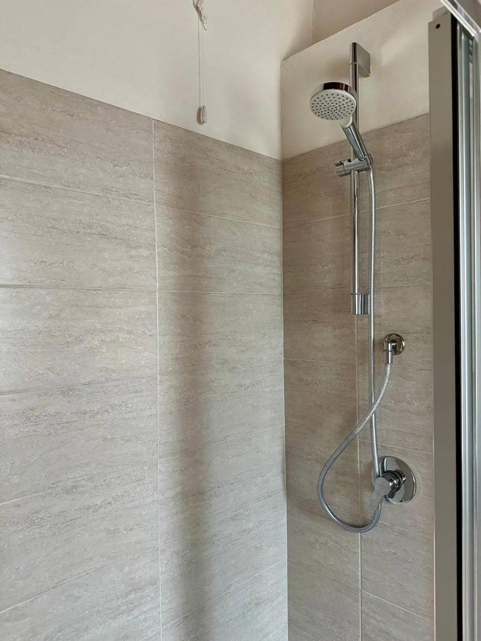Roba Albanisi Hotel Aragona Szoba fotó
