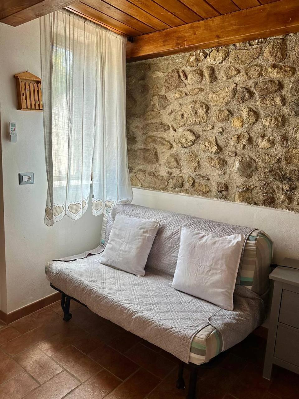 Roba Albanisi Hotel Aragona Kültér fotó